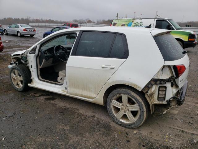 3VW217AU7HM063313 - 2017 VOLKSWAGEN GOLF S WHITE photo 2