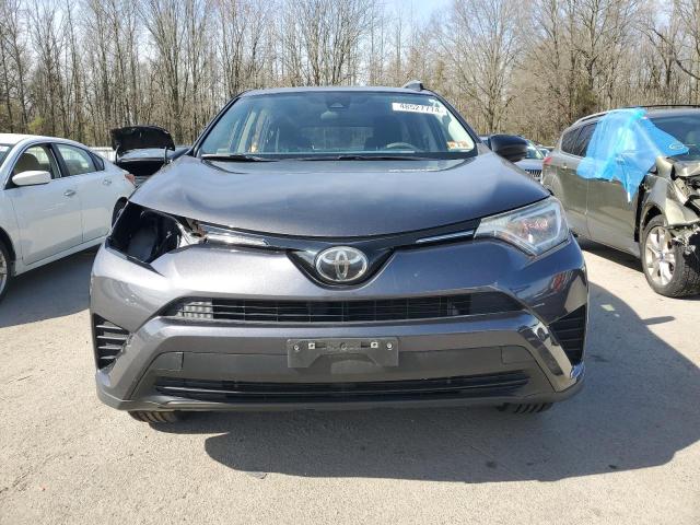 JTMBFREV0HJ129720 - 2017 TOYOTA RAV4 LE GRAY photo 5