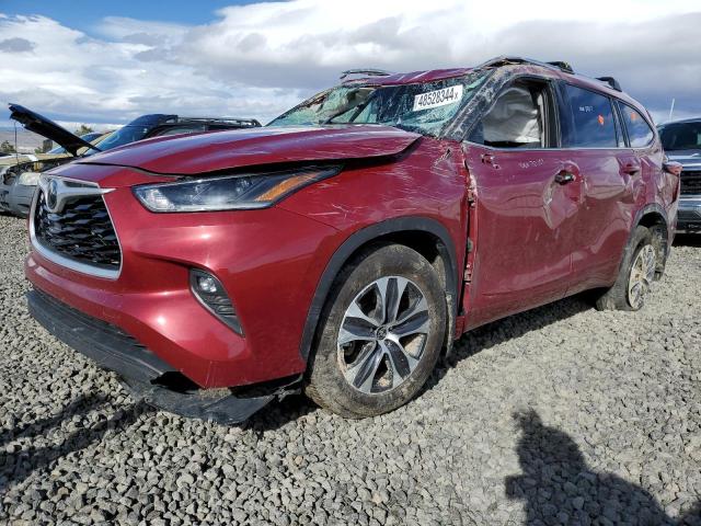 5TDHZRBH4MS155251 - 2021 TOYOTA HIGHLANDER XLE MAROON photo 1