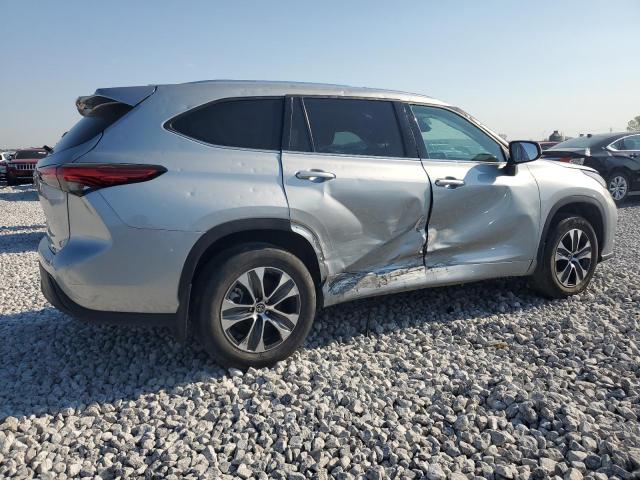 5TDGZRBH7LS517096 - 2020 TOYOTA HIGHLANDER XLE GRAY photo 3