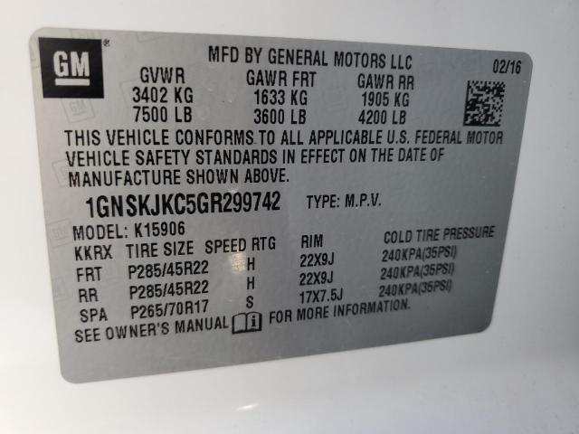 1GNSKJKC5GR299742 - 2016 CHEVROLET SUBURBAN K1500 LTZ WHITE photo 13