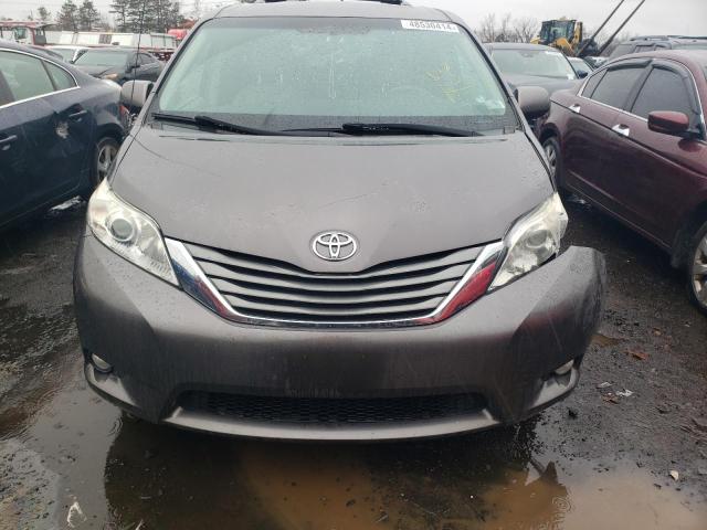 5TDDK3DC3DS049116 - 2013 TOYOTA SIENNA XLE GRAY photo 5