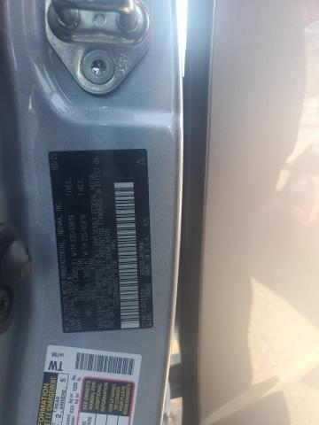 5TDGZRAH8NS118198 - 2022 TOYOTA HIGHLANDER XLE 银色 照片 13