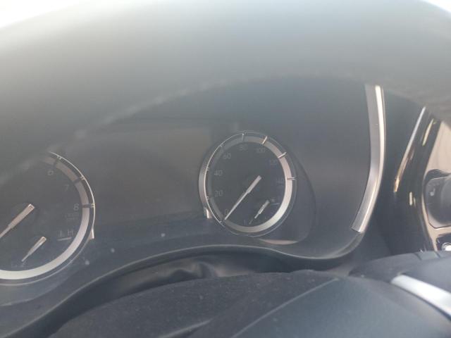 5TDGZRAH8NS118198 - 2022 TOYOTA HIGHLANDER XLE 银色 照片 9