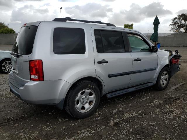 5FNYF38219B004209 - 2009 HONDA PILOT LX SILVER photo 3