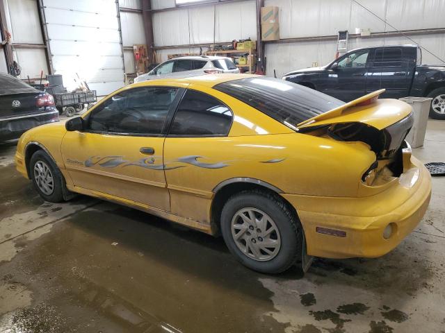 1G2JB124927439894 - 2002 PONTIAC SUNFIRE SE YELLOW photo 2