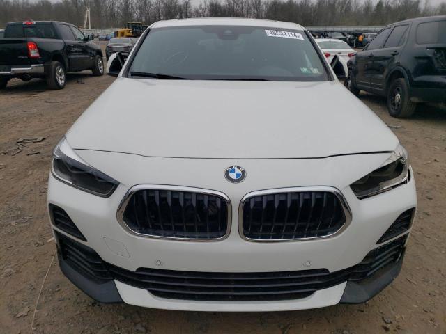 WBXYJ1C0XN5U24123 - 2022 BMW X2 XDRIVE28I WHITE photo 5