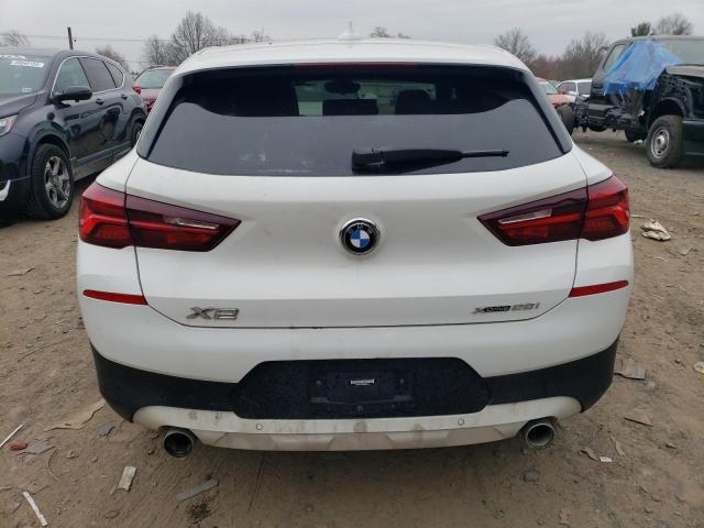 WBXYJ1C0XN5U24123 - 2022 BMW X2 XDRIVE28I WHITE photo 6