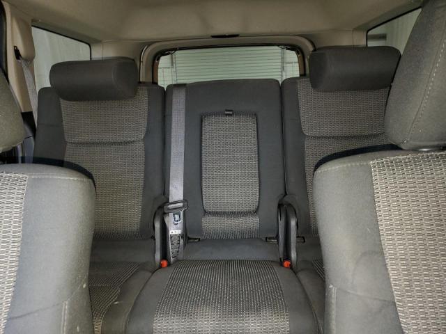 1J8HG48K48C149932 - 2008 JEEP COMMANDER SPORT Silber Foto 10