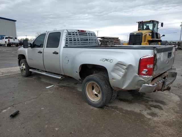 1GC4K0C80EF110046 - 2014 CHEVROLET SILVERADO K3500 LT SILVER photo 2