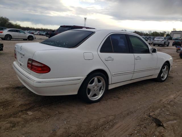 WDBJF65J31B248383 - 2001 MERCEDES-BENZ E 320 WHITE photo 3