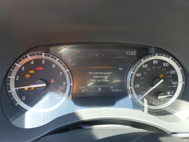 5TDGZRAH3NS131604 - 2022 TOYOTA HIGHLANDER XLE 银色 照片 9