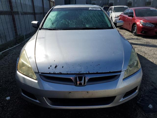 1HGCM56747A044110 - 2007 HONDA ACCORD EX SILVER photo 5