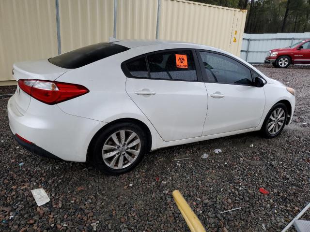 KNAFX4A66F5275333 - 2015 KIA FORTE LX WHITE photo 3