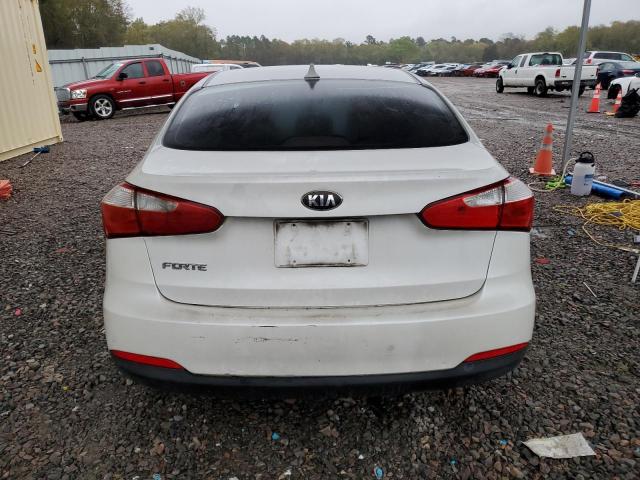 KNAFX4A66F5275333 - 2015 KIA FORTE LX WHITE photo 6