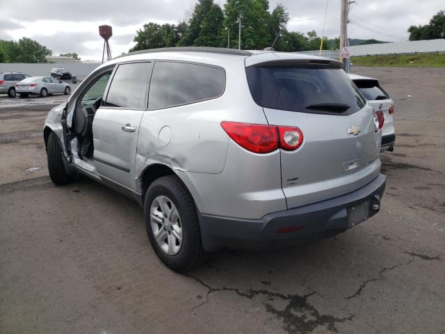 1GNLVEED1AJ243584 - 2010 CHEVROLET TRAVERSE LS SILVER photo 3