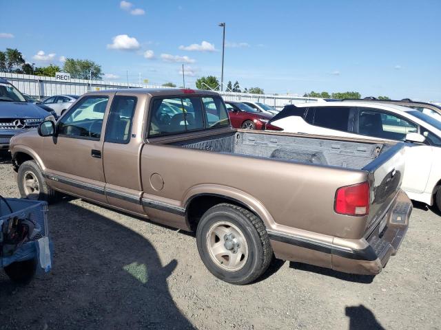 1GCCS1947V8148089 - 1997 CHEVROLET S TRUCK S10 BROWN photo 2