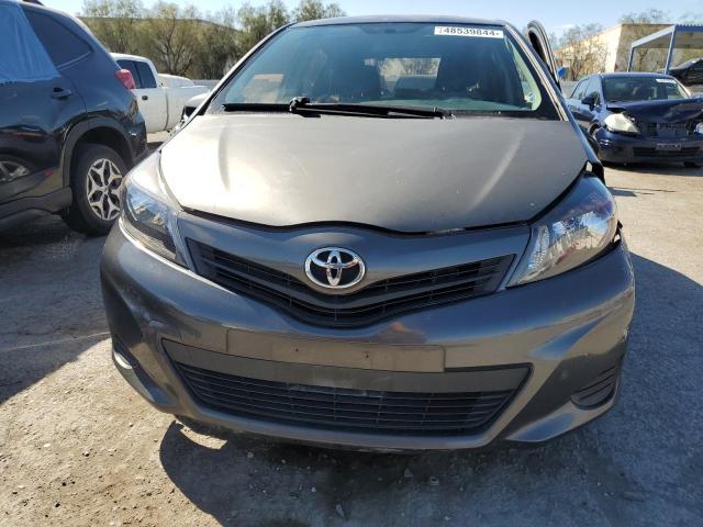 JTDKTUD33DD545376 - 2013 TOYOTA YARIS GRAY photo 5