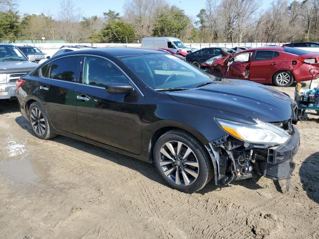 1N4AL3AP8HC173886 - 2017 NISSAN ALTIMA 2.5 BLACK photo 4