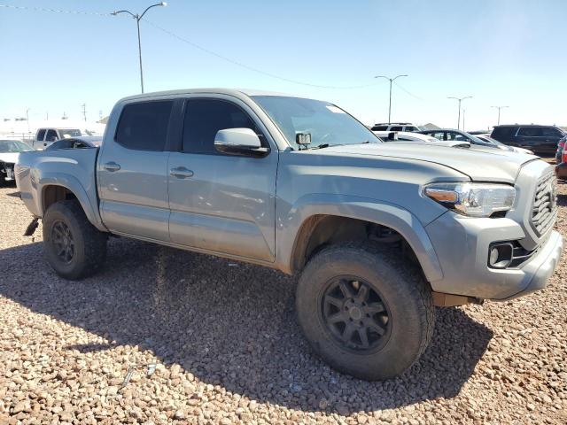 3TMCZ5AN3LM293906 - 2020 TOYOTA TACOMA DOUBLE CAB GRAY photo 4