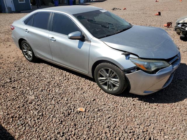 4T1BF1FK3GU245718 - 2016 TOYOTA CAMRY LE SILVER photo 4