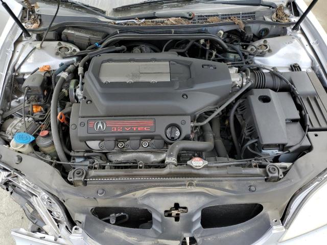 19UYA42631A026971 - 2001 ACURA 3.2CL TYPE-S SILVER photo 11