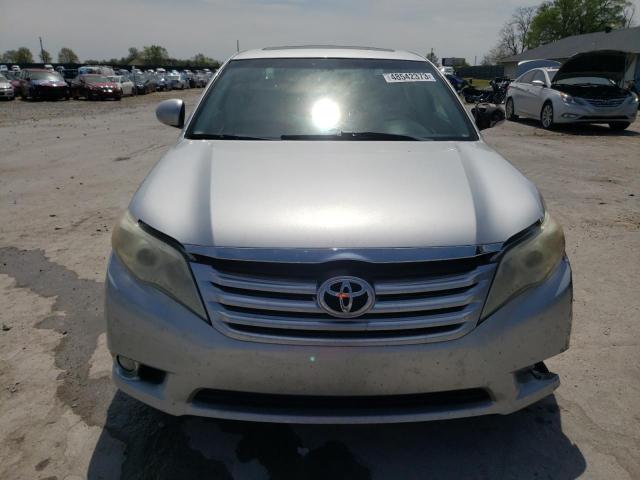 4T1BK3DB7BU400502 - 2011 TOYOTA AVALON BASE 银色 照片 5