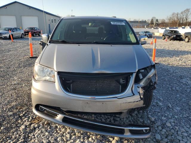 2C4RC1CG7FR529361 - 2015 CHRYSLER TOWN & COU TOURING L SILVER photo 5