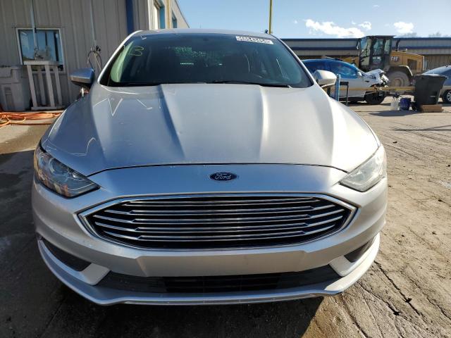 3FA6P0H73HR414723 - 2017 FORD FUSION SE SILVER photo 5