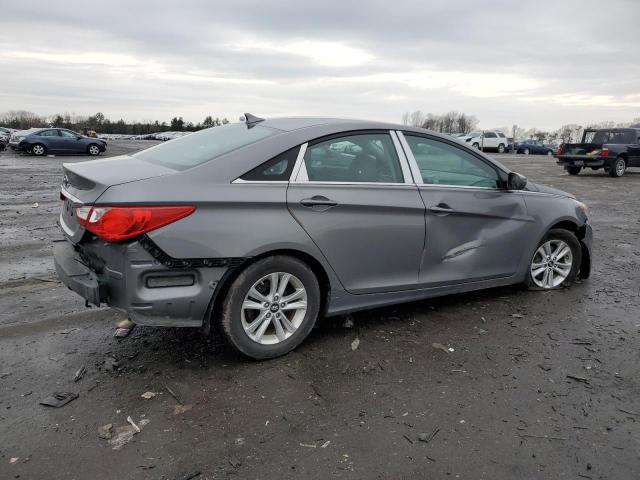 5NPEB4AC5BH063844 - 2011 HYUNDAI SONATA GLS GRAY photo 3