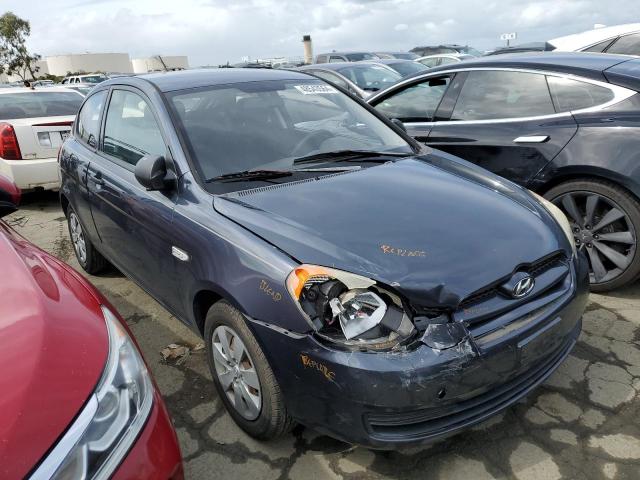 KMHCM36C98U072366 - 2008 HYUNDAI ACCENT GS GRAY photo 4