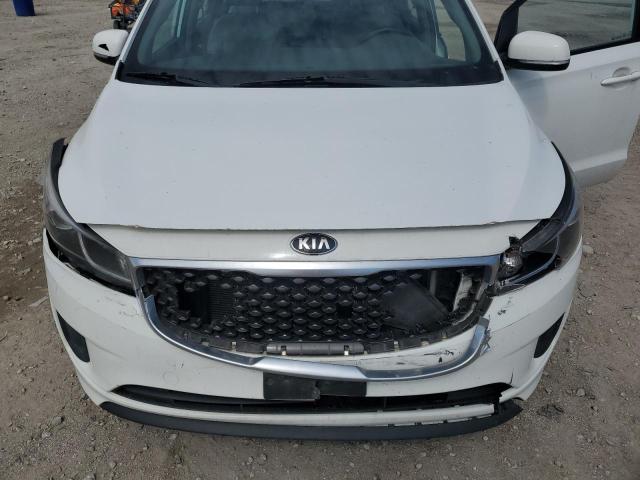 KNDMA5C17F6038315 - 2015 KIA SEDONA L WHITE photo 12