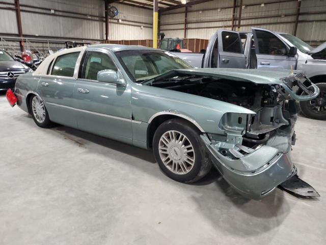 1LNHM81W26Y606950 - 2006 LINCOLN TOWN CAR SIGNATURE GREEN photo 4