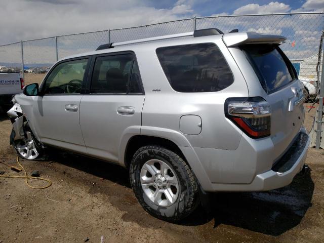 JTEMU5JRXM5896988 - 2021 TOYOTA 4RUNNER SR5/SR5 PREMIUM SILVER photo 2