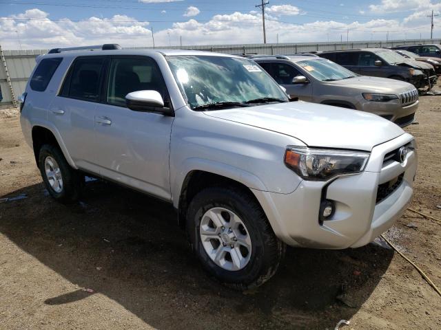 JTEMU5JRXM5896988 - 2021 TOYOTA 4RUNNER SR5/SR5 PREMIUM SILVER photo 4