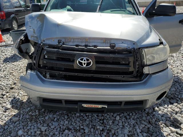 5TFUY5F19CX235127 - 2012 TOYOTA TUNDRA DOUBLE CAB SR5 SILVER photo 11