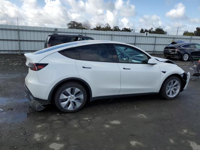 7SAYGDEE4PF925311 - 2023 TESLA MODEL Y WHITE photo 3