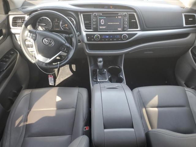 5TDJKRFH1FS200598 - 2015 TOYOTA HIGHLANDER XLE 白色 照片 8