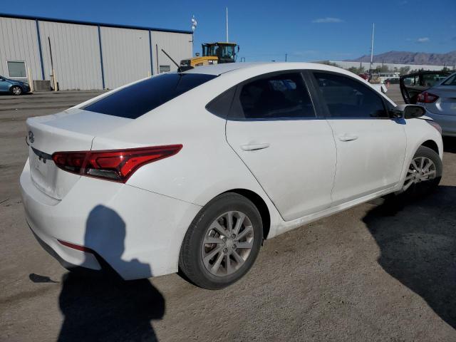 3KPC24A31KE051380 - 2019 HYUNDAI ACCENT SE WHITE photo 3