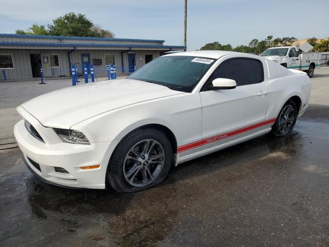 1ZVBP8AM0D5265236 - 2013 FORD MUSTANG WHITE photo 1