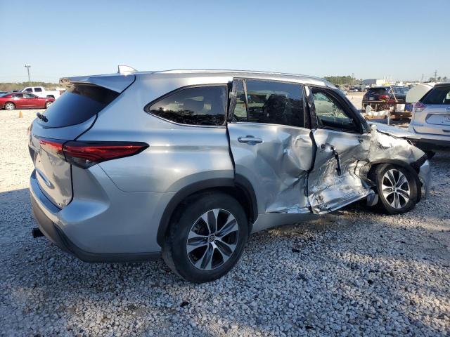 5TDGZRAH5LS504770 - 2020 TOYOTA HIGHLANDER XLE 银色 照片 3