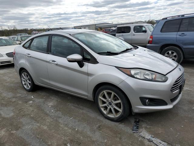 3FADP4BJ7GM179550 - 2016 FORD FIESTA SE SILVER photo 4