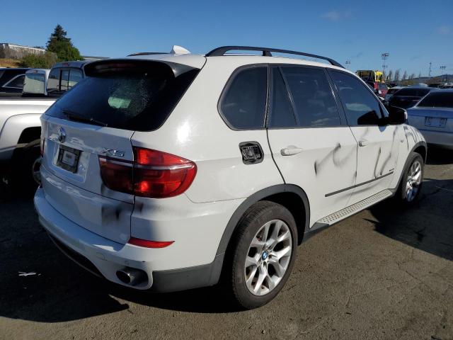 5UXZV4C50CL745601 - 2012 BMW X5 XDRIVE35I WHITE photo 3