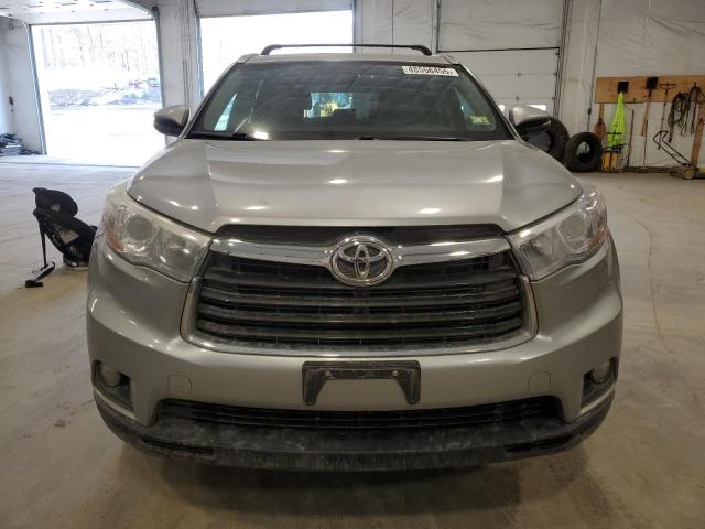 5TDJKRFH2GS505531 - 2016 TOYOTA HIGHLANDER XLE 银色 照片 5