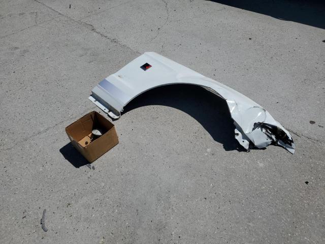 1ZVBP8AM8E5222717 - 2014 FORD MUSTANG WHITE photo 12