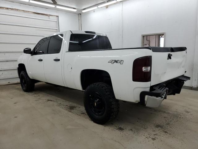 1GC1KVCG3BF241815 - 2011 CHEVROLET SILVERADO K2500 HEAVY DUTY WHITE photo 2