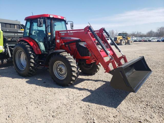 18SPJ00070 - 2015 TRAC TRACTOR RED photo 1