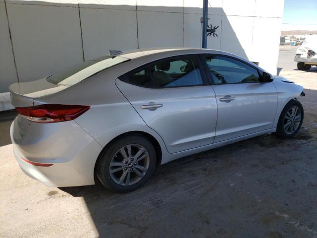 5NPD84LF8HH082687 - 2017 HYUNDAI ELANTRA SE SILVER photo 3