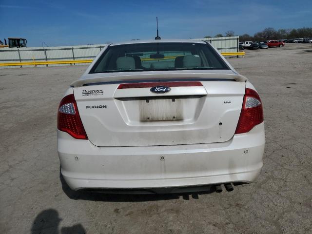 3FAHP0HA5CR415174 - 2012 FORD FUSION SE WHITE photo 6