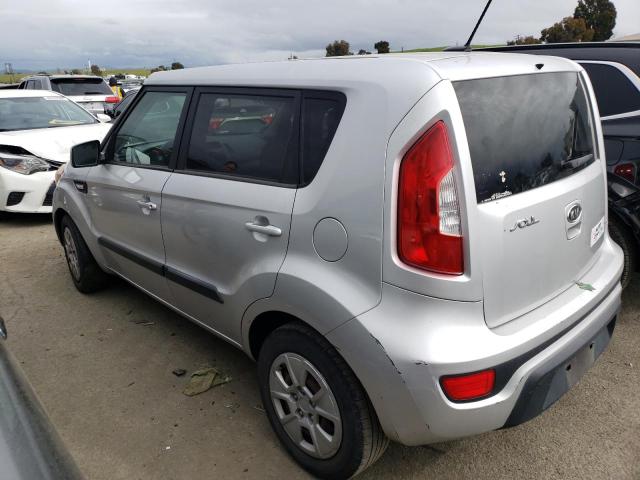 KNDJT2A56C7407981 - 2012 KIA SOUL SILVER photo 2